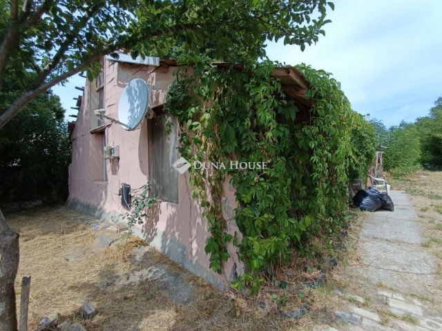 Eladó családi ház, Tápióbicskén 5.9 M Ft, 2 szobás