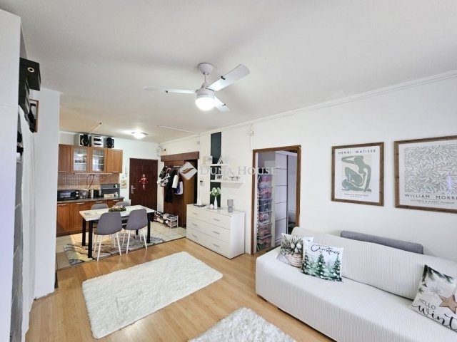 Eladó panellakás, Budapesten, XX. kerületben 64.9 M Ft, 2 szobás