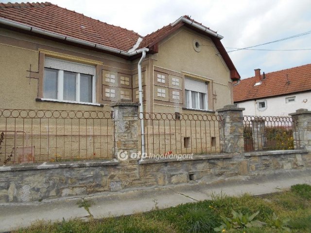 Eladó családi ház, Szuhogyon 16.9 M Ft, 2+1 szobás