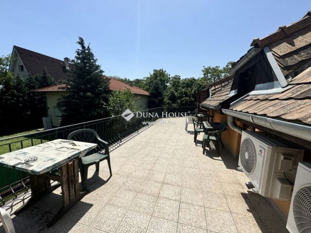 Eladó hotel, Ecseren 250 M Ft / költözzbe.hu
