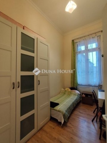 Eladó téglalakás, Budapesten, VIII. kerületben 68.9 M Ft