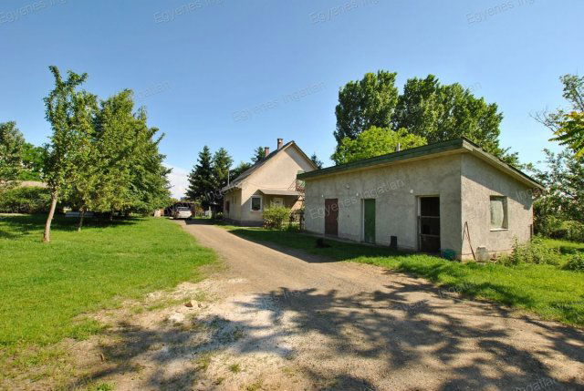 Eladó telek, Nagytarcsán 184 M Ft / költözzbe.hu