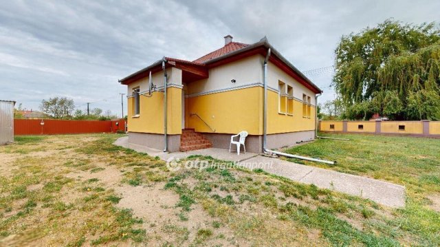 Eladó családi ház, Kótajon 40.9 M Ft, 3 szobás