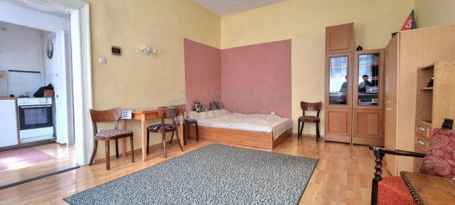 Kiadó téglalakás, albérlet, Budapesten, VII. kerületben