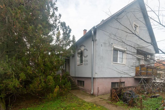 Eladó családi ház, Székesfehérvárott 61.9 M Ft, 3 szobás