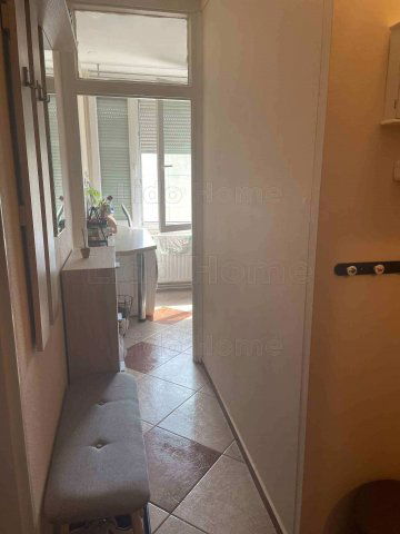 Eladó panellakás, Balatonalmádiban 56.5 M Ft, 2 szobás