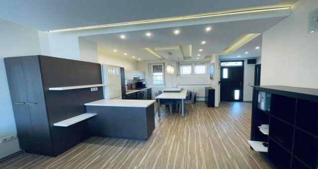 Kiadó panellakás, albérlet, Debrecenben 250 E Ft / hó, 2 szobás