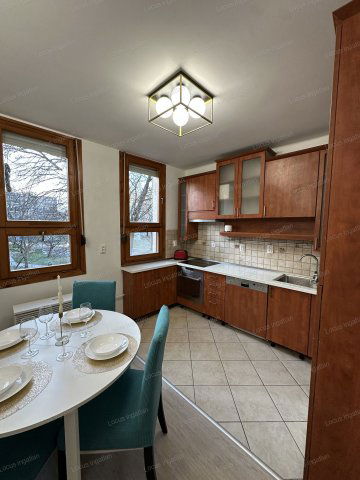 Eladó panellakás, Törökszentmiklóson 30.9 M Ft, 2 szobás