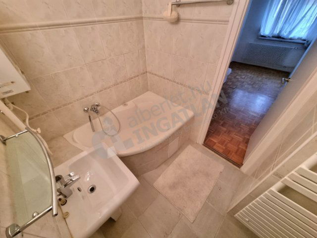 Eladó téglalakás, Budapesten, II. kerületben, Lövőház utcában