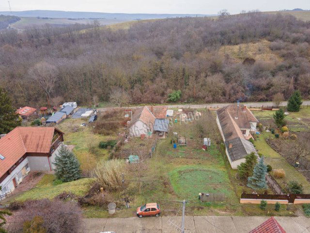 Eladó családi ház, Váckisújfalun 65.5 M Ft, 2+1 szobás