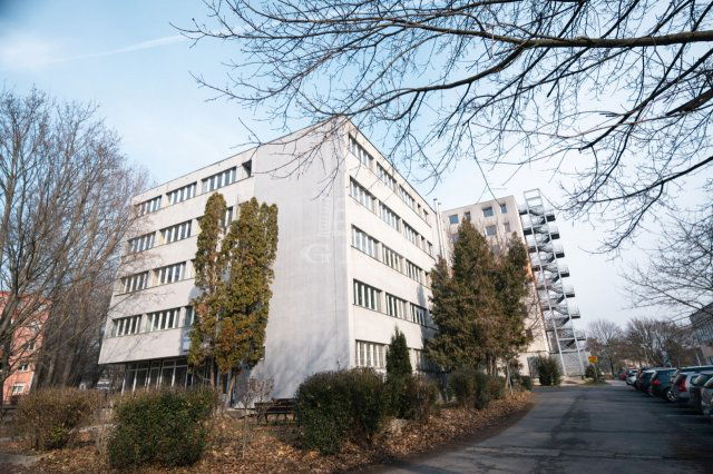 Eladó hotel, Székesfehérvárott 550 M Ft / költözzbe.hu