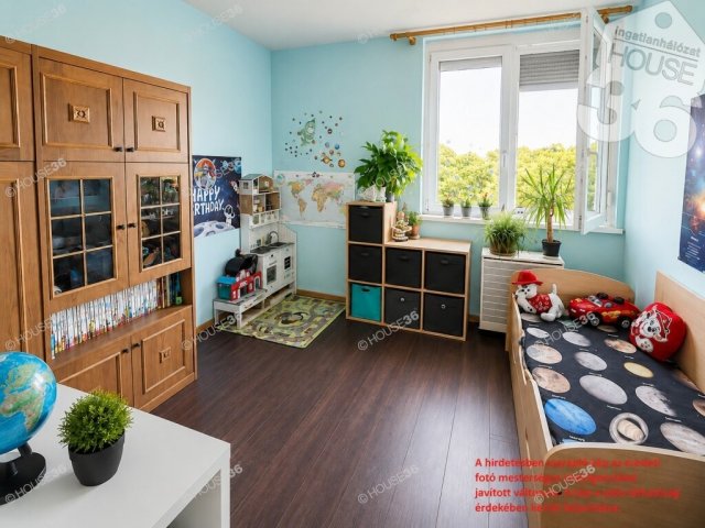 Eladó téglalakás, Kecskeméten 42.4 M Ft, 2 szobás