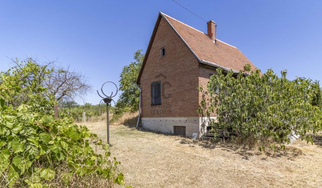 Eladó családi ház, Polgárdin 19.7 M Ft, 2 szobás