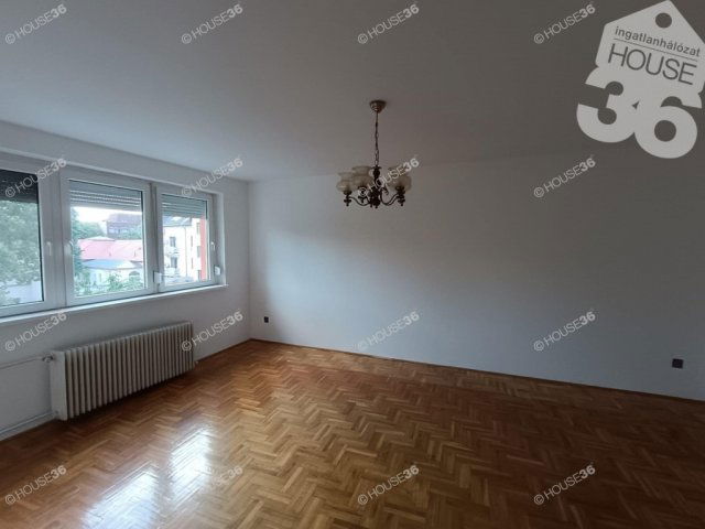 Kiadó téglalakás, albérlet, Kecskeméten 170 E Ft / hó