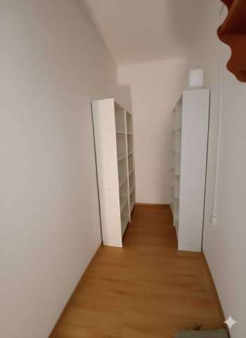 Eladó téglalakás, Szigetszentmiklóson 59.9 M Ft, 3 szobás