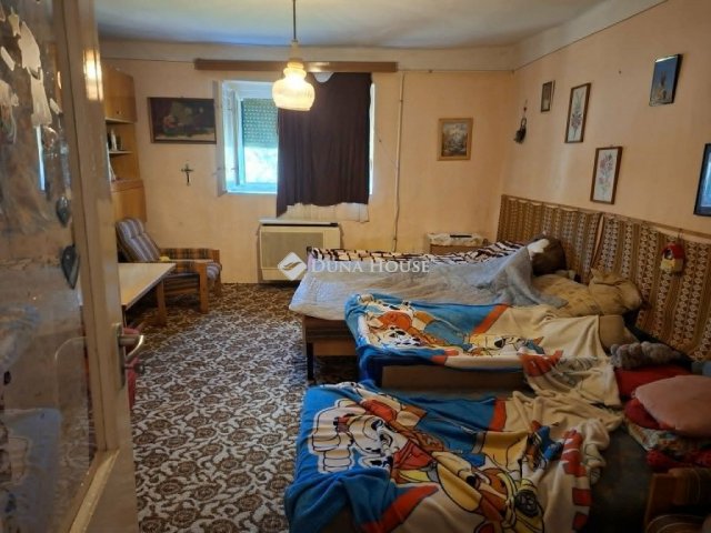 Eladó családi ház, Madarason 14 M Ft, 3 szobás