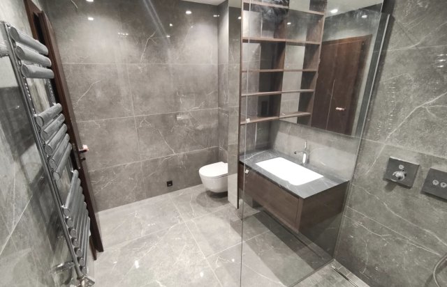 Eladó téglalakás, Győrött 275 M Ft, 4 szobás