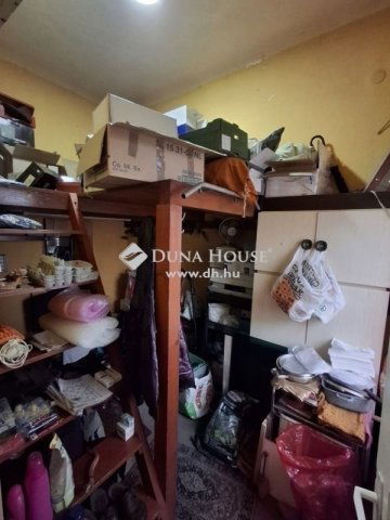 Eladó téglalakás, Budapesten, XV. kerületben 39.9 M Ft, 3 szobás