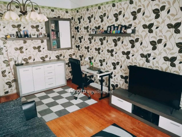 Eladó családi ház, Jászalsószentgyörgyon 22.8 M Ft, 2 szobás