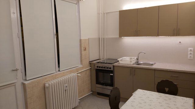 Kiadó téglalakás, albérlet, VIII. kerületben, Horváth Mihály téren