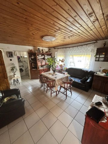 Eladó családi ház, Bocskaikerten 15 M Ft, 2+1 szobás