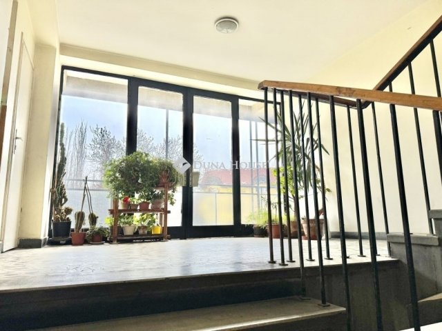 Eladó téglalakás, Budapesten, XI. kerületben 118.9 M Ft