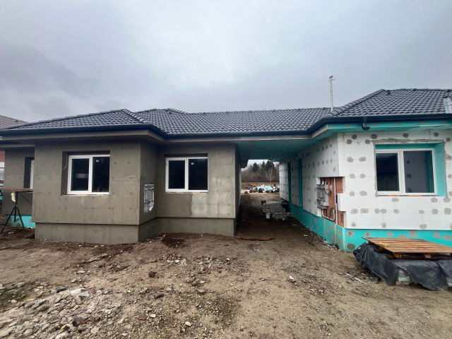 Eladó ikerház, Erdőkertesen 109.5 M Ft, 5+2 szobás