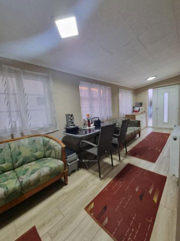 Eladó családi ház, Celldömölkön 79.99 M Ft, 4+3 szobás