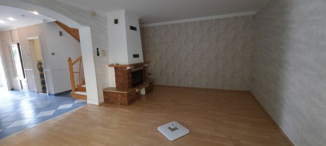 Eladó ikerház, Nyíregyházán 90 M Ft, 4 szobás