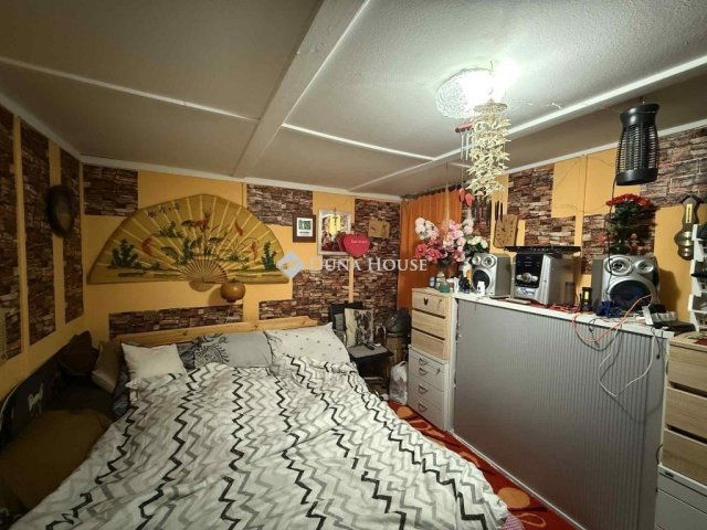 Eladó családi ház, Lakitelken 24.9 M Ft, 1 szobás