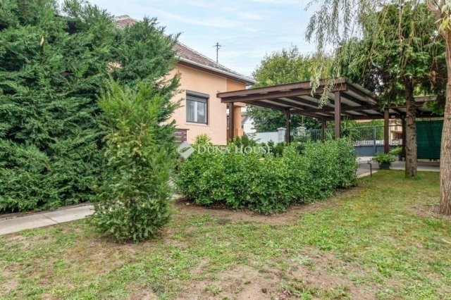 Eladó családi ház, Budapesten, XVIII. kerületben 105.9 M Ft