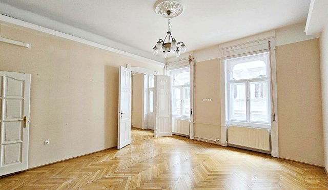 Kiadó iroda, Budapesten, I. kerületben 350 E Ft / hó, 2 szobás