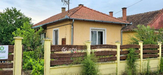 Eladó családi ház, Létavértesen 22.9 M Ft, 2 szobás