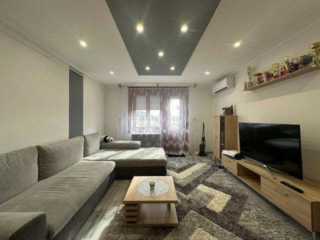 Eladó téglalakás, Sajószentpéteren 28 M Ft, 2 szobás