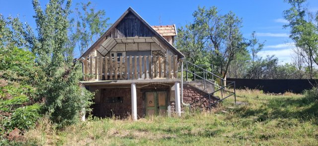 Eladó nyaraló, Balatonfőkajáron 14.9 M Ft, 2 szobás