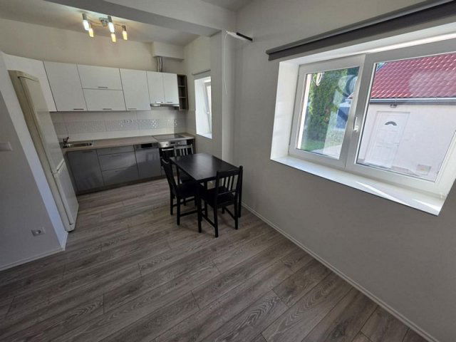 Kiadó téglalakás, albérlet, Érden 180 E Ft / hó, 2 szobás