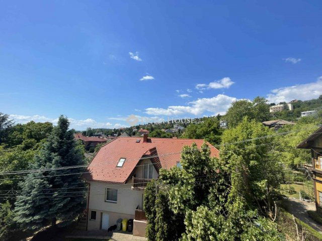 Eladó téglalakás, Balatonalmádiban 79.9 M Ft, 3 szobás