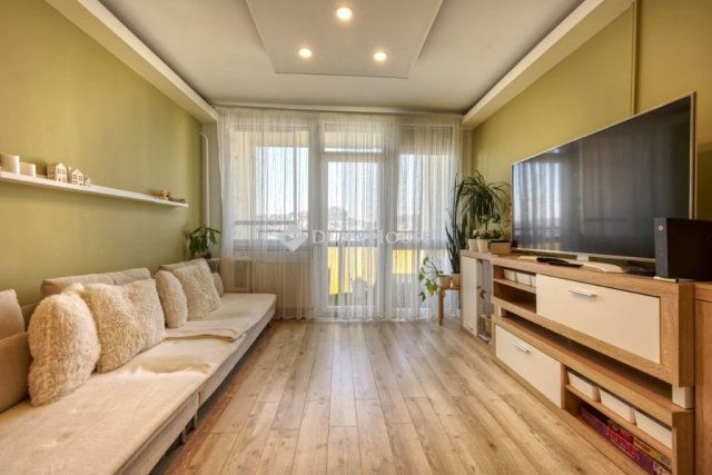 Eladó panellakás, Budaörsön 108 M Ft, 2+1 szobás