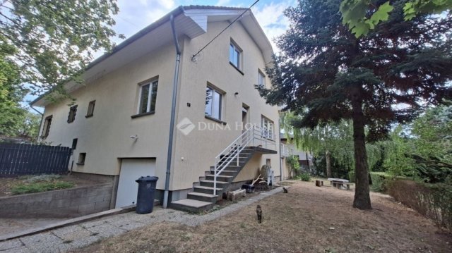 Eladó ikerház, Pusztazámoron 120 M Ft, 4+1 szobás