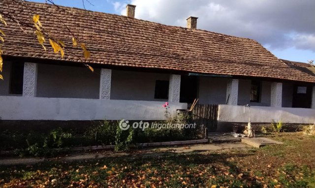 Eladó családi ház, Hajdúszováton 7.5 M Ft, 2+1 szobás