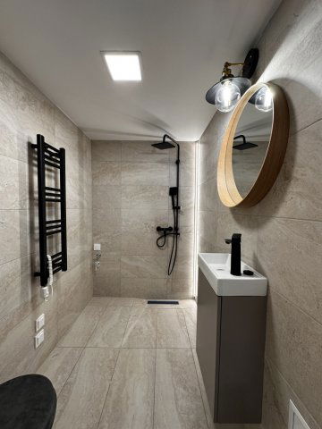 Eladó téglalakás, Budapesten, VII. kerületben 41.7 M Ft