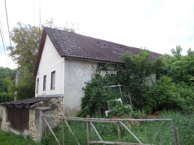 Eladó családi ház, Mánfán 30 M Ft, 3 szobás