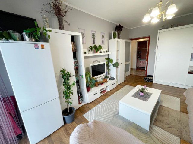 Eladó panellakás, Budapesten, XV. kerületben 65.99 M Ft, 3 szobás