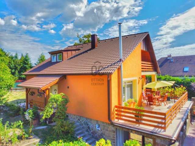 Eladó családi ház, Szentendrén 178 M Ft, 4 szobás