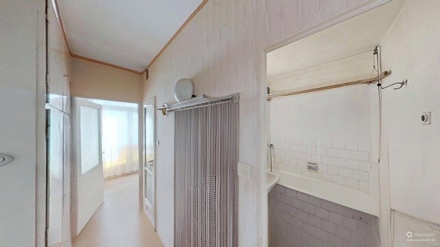 Eladó panellakás, Pécsett, Ajtósi Dürer utcában 37.9 M Ft