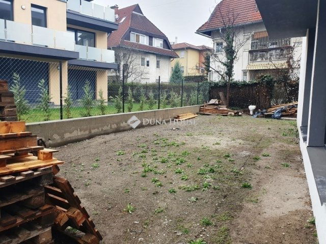 Eladó téglalakás, Budapesten, XIV. kerületben 103 M Ft, 3 szobás