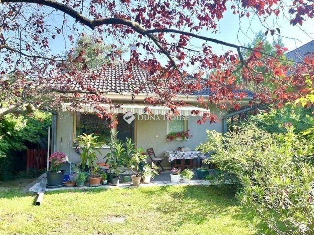 Eladó családi ház, Szigetszentmiklóson 135.9 M Ft, 3 szobás