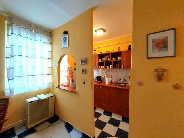 Eladó téglalakás, Székesfehérvárott 39.9 M Ft, 1 szobás