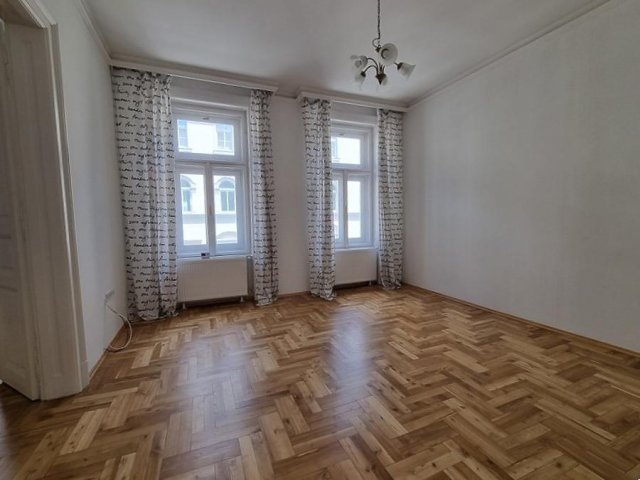 Kiadó téglalakás, albérlet, Budapesten, VI. kerületben