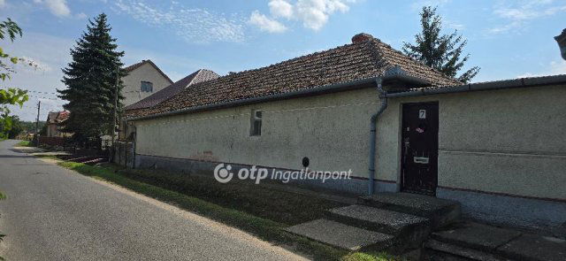 Eladó családi ház, Mikepércsen 44.9 M Ft, 3 szobás